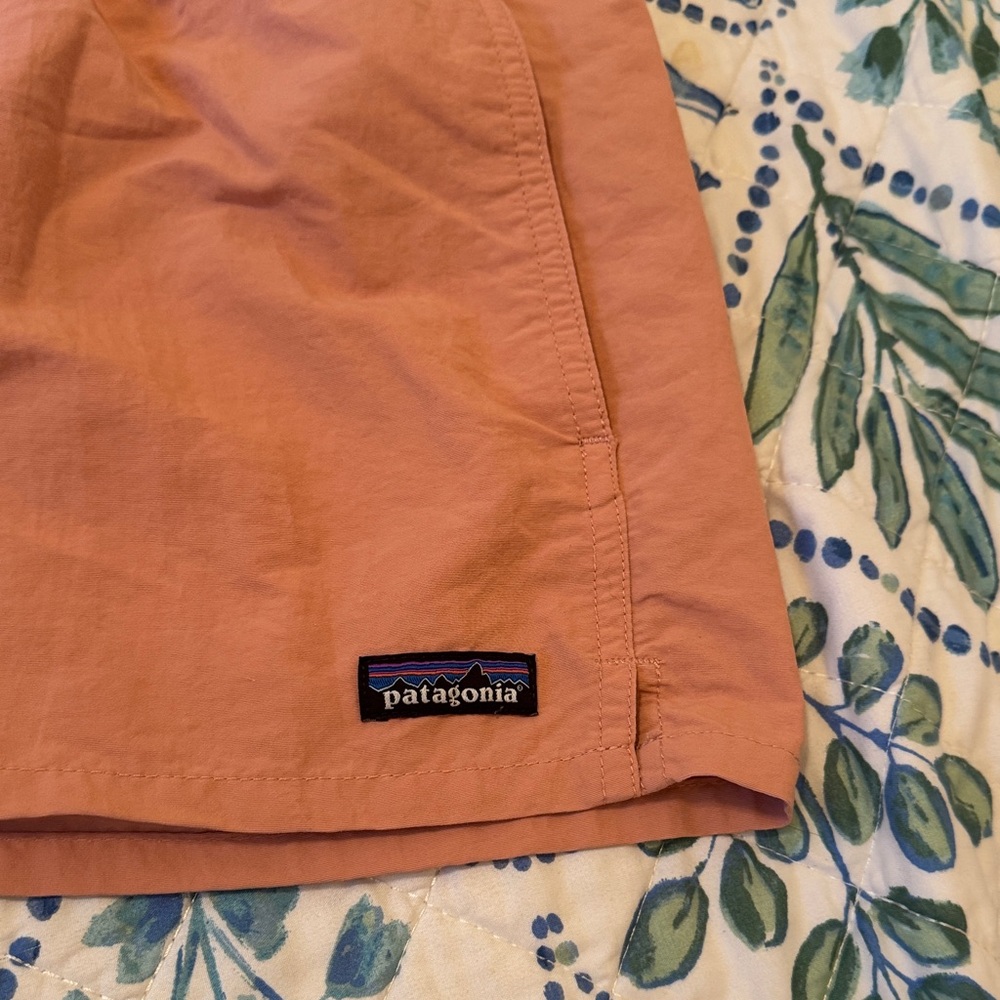 Women's Pink Small Patagonia Barely There Shorts - Picture 4 of 7